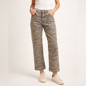 Anthropologie Mavis Embroidered Camo Utility Straight Leg Jeans 25 Mid Rise